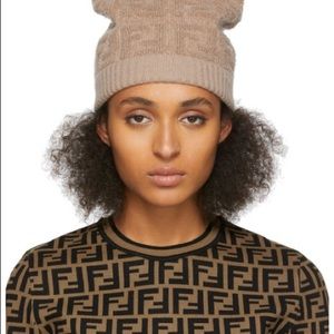 Fendi beige winter hat